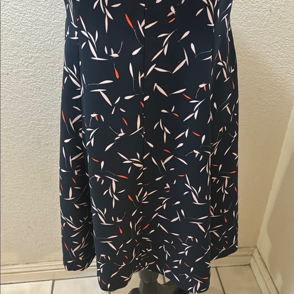 Banana Republic Navy Patterned Midi Dress Size 8 - Picture 4 of 9